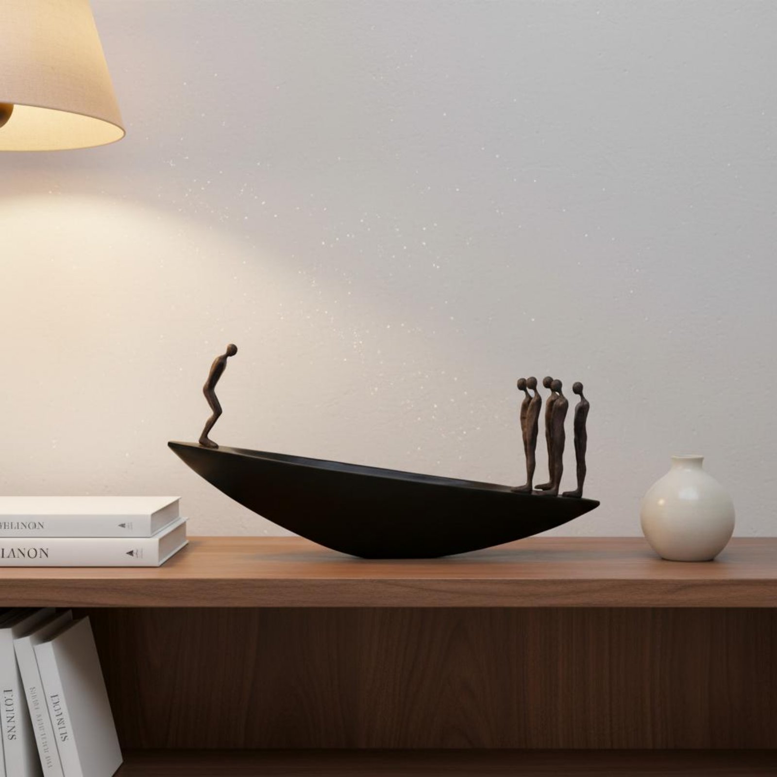 Modern Resin Sailboat Statue A - Luxury Lifestyle Items recension och pris