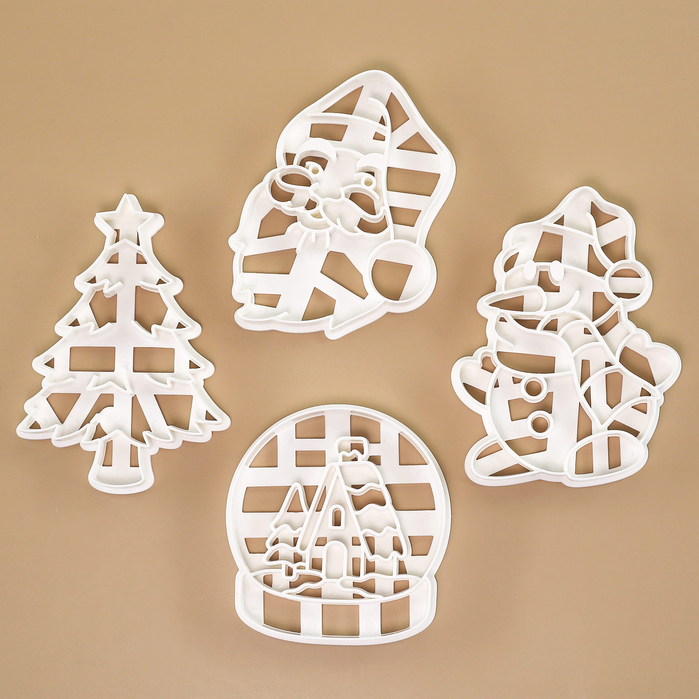 4 Pcs Christmas Cookie Cutter  - Crystal Ball Decor recension och pris